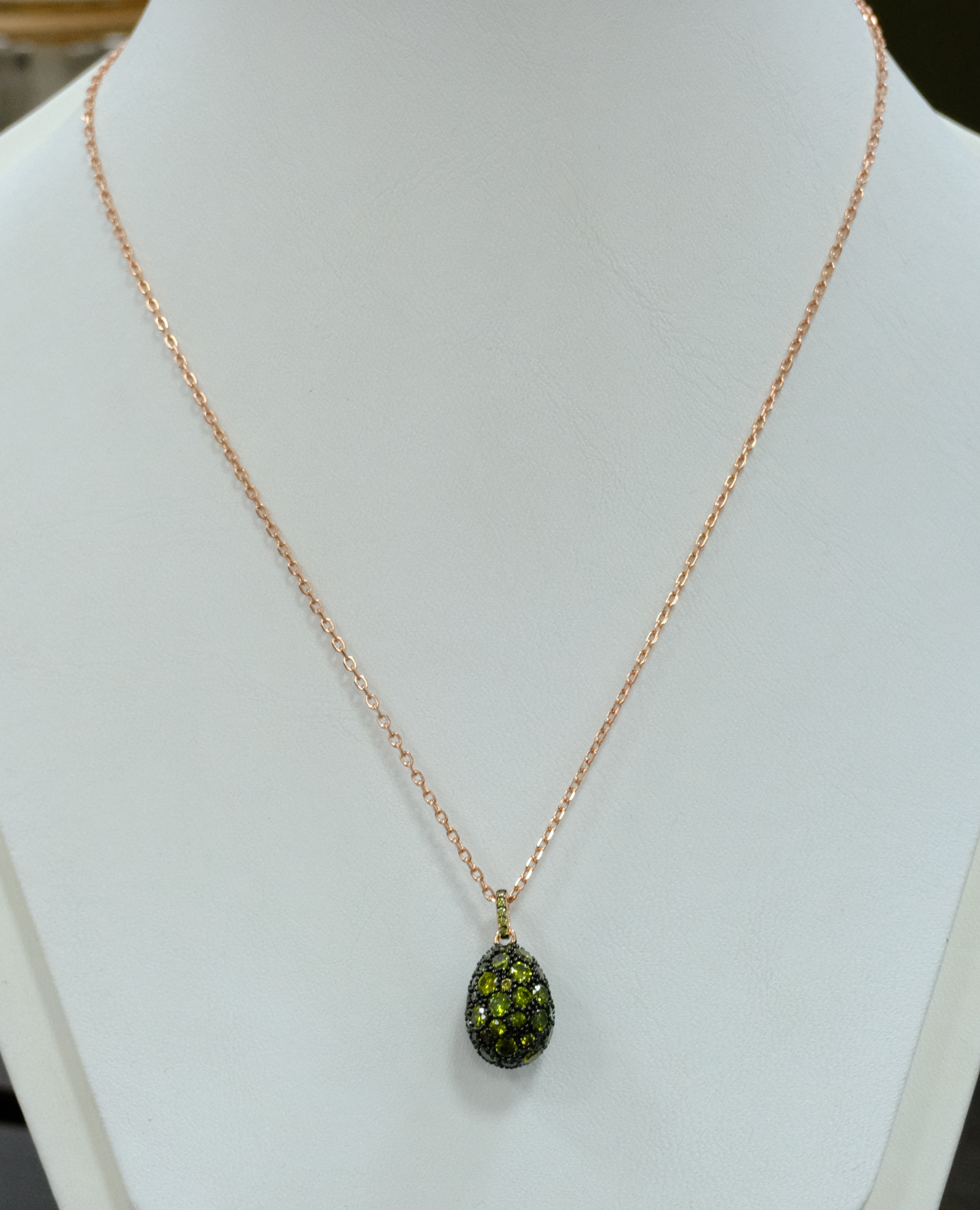 Серебряная подвеска с кубическим цирконием на цепи